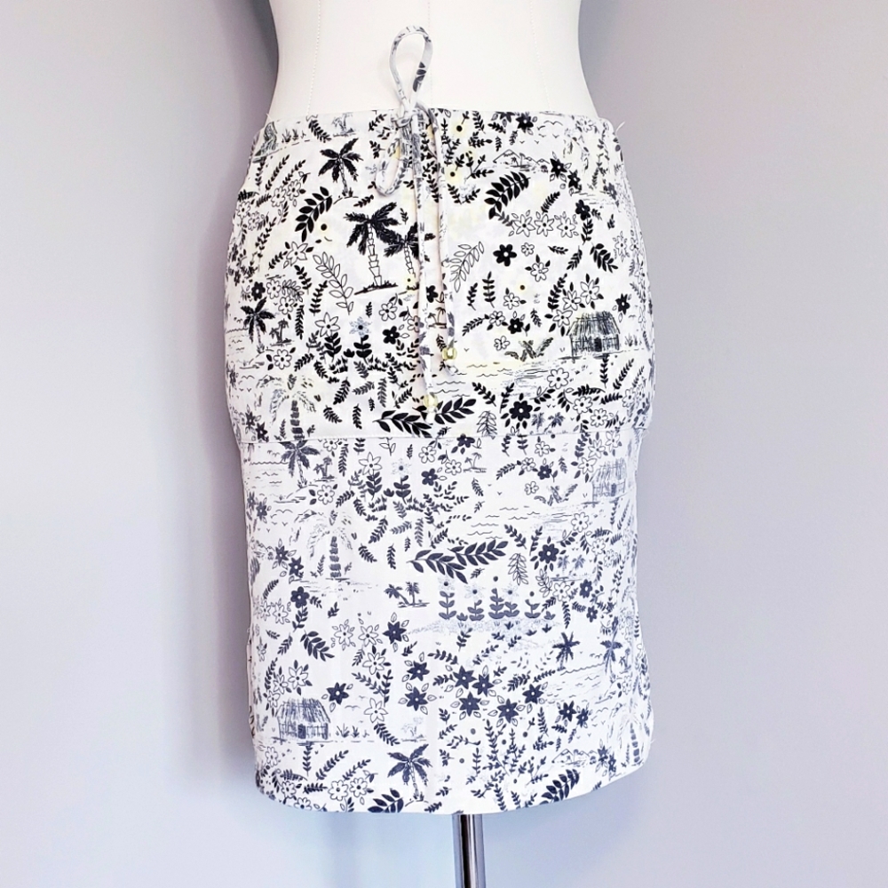 RUSTY White, Knee-Length Drawstring Skirt